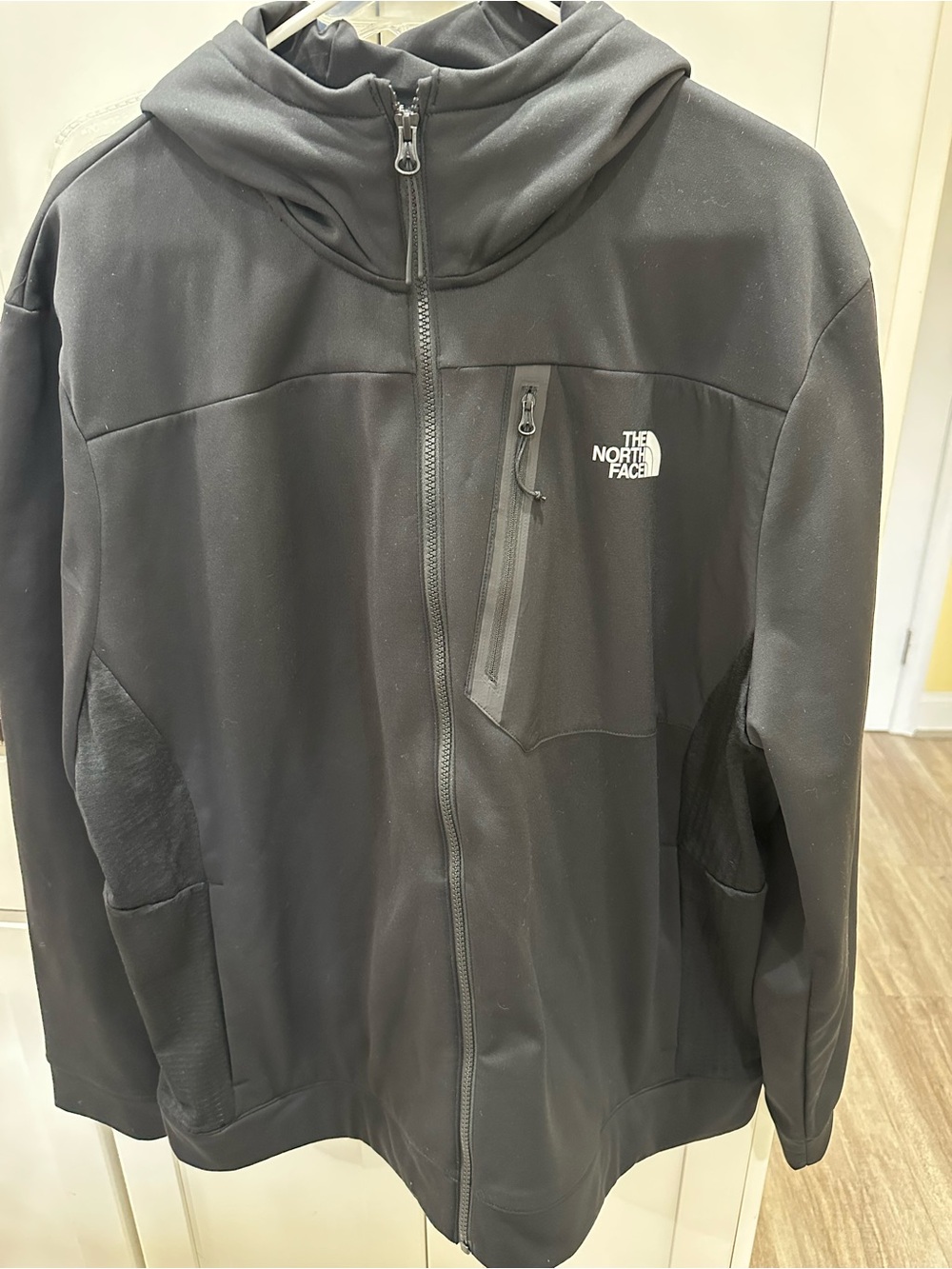 The North Face Mountain Athletics Hooded Jacket with Chest Zip Pocket XXL